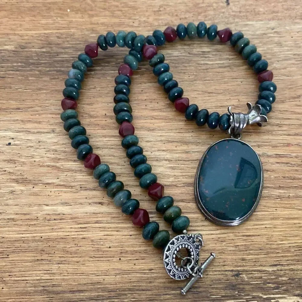 Vintage bloodstone sterling silver beaded pendant necklace - Picture 9 of 10